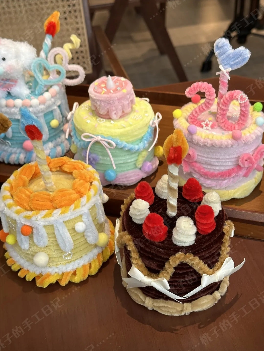 Pipe cleaner Cake Storage Box Material Kit, Girly Heart Cake Box, Birthday Gift for Partner or Bestie, Handmade Gift